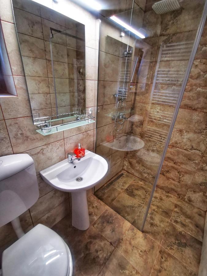 1 For Rent Hotel Cluj-Napoca Exterior foto